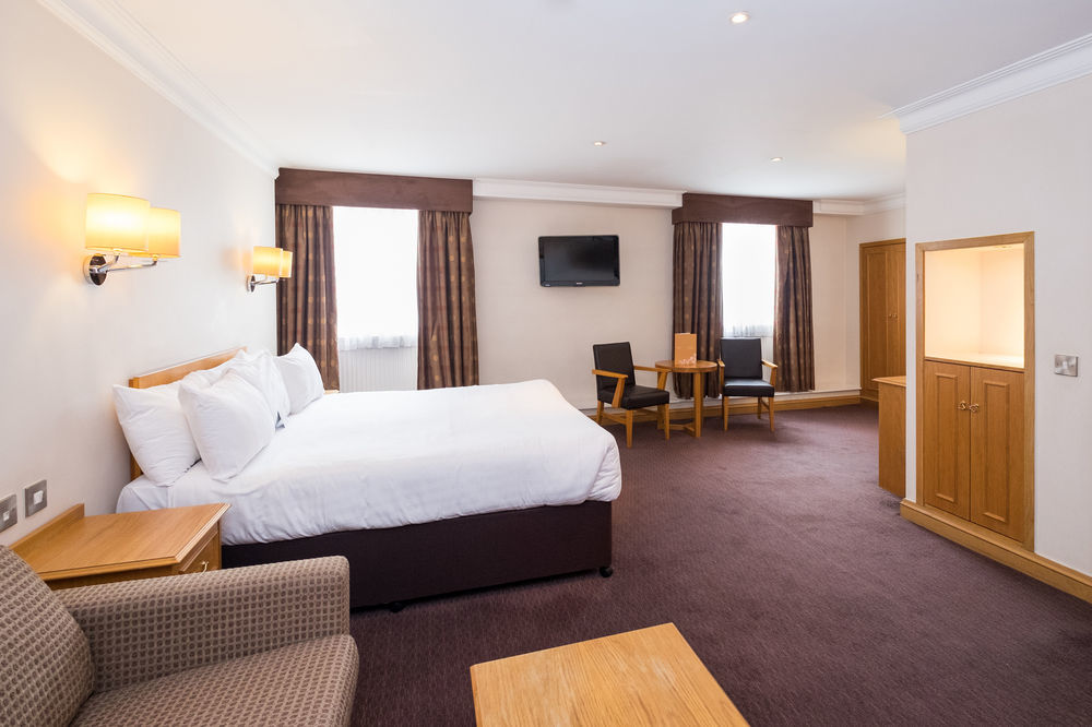 The Royal Angus Hotel Birmingham Exterior photo